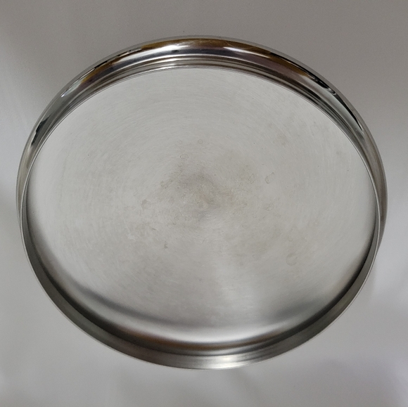 Vintage Revere Ware 1801 1 Quart Saucepan and Rolled Wdge Lid - Picture 2 of 3